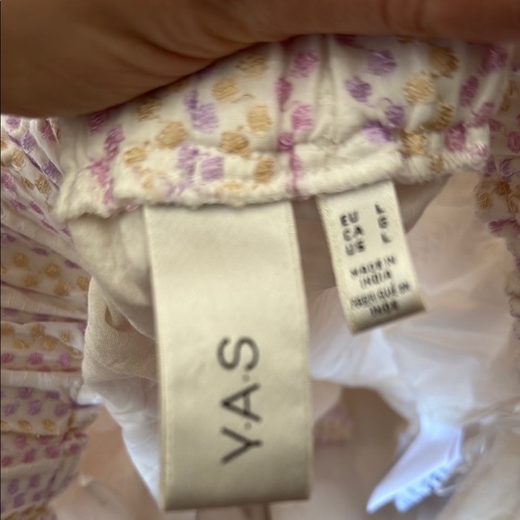 Patterned Shorts with Elastic Waistband - Picture 6 of 6